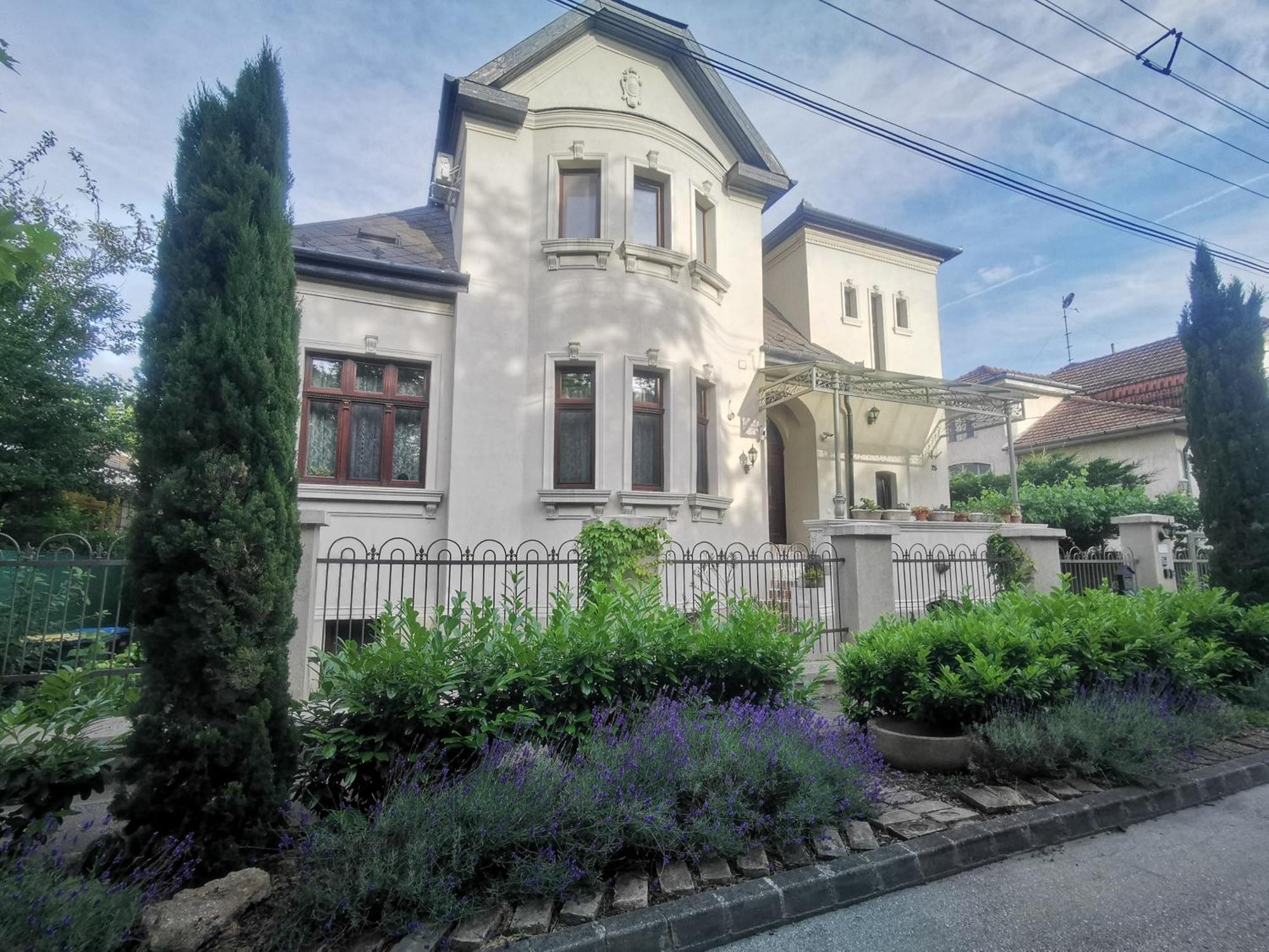 Kuria Apartman Budapest With Free Parking المظهر الخارجي الصورة