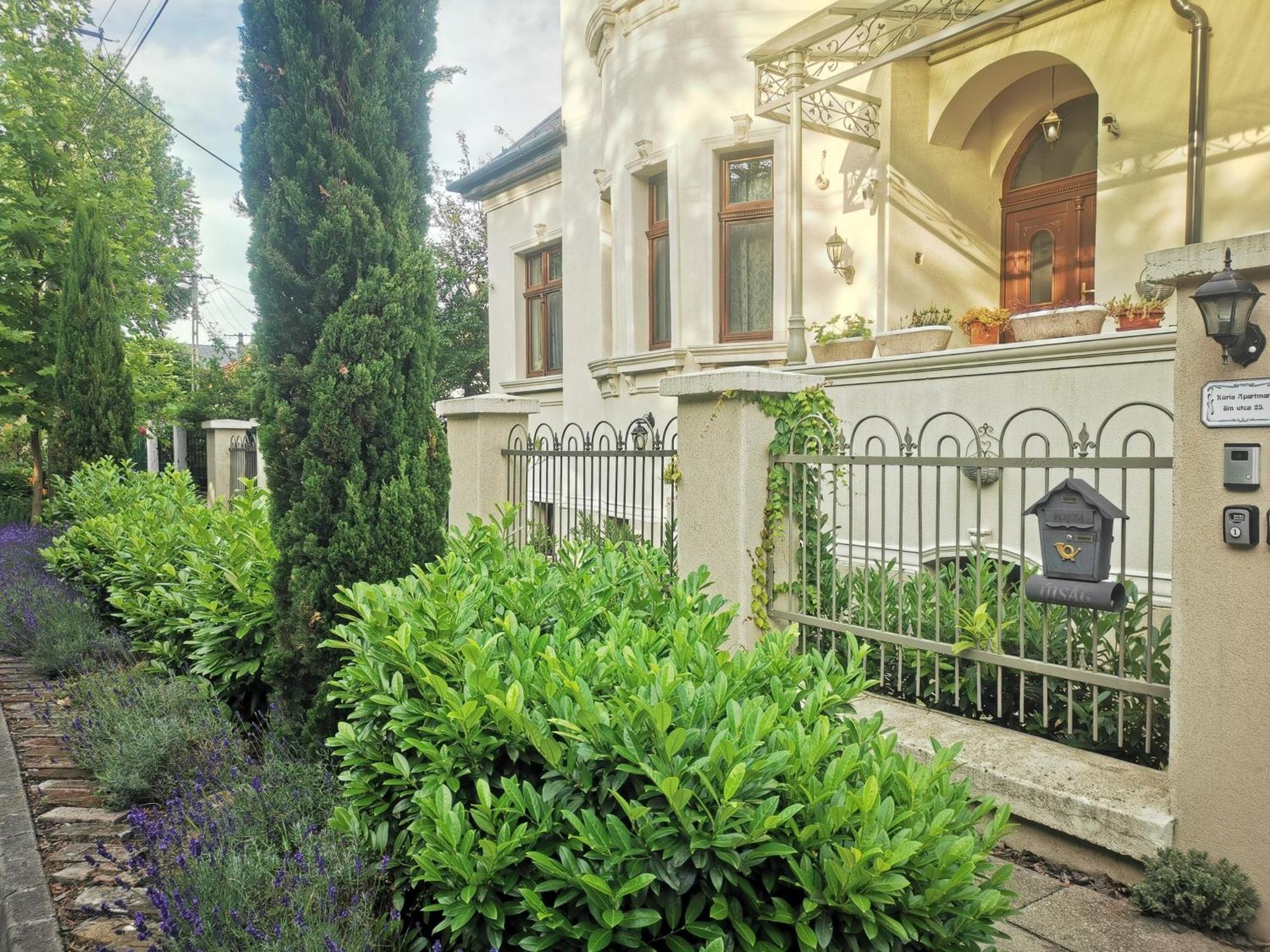 Kuria Apartman Budapest With Free Parking المظهر الخارجي الصورة
